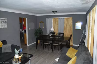 18206 Kares Avenue, Loveland, OH 44122 - Photo 2