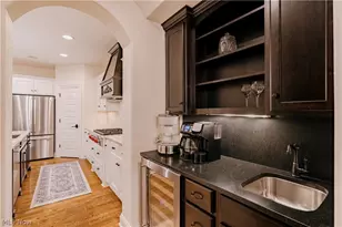 7734 Bainbridge Rd, Chagrin Falls, OH 44023 - Photo 18