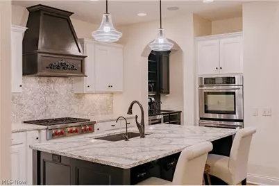 7734 Bainbridge Road, Chagrin Falls, OH 44023 - Photo 14