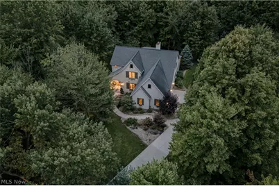 7734 Bainbridge Road, Chagrin Falls, OH 44023 - Photo 4