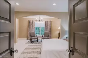 7734 Bainbridge Rd, Chagrin Falls, OH 44023 - Photo 20