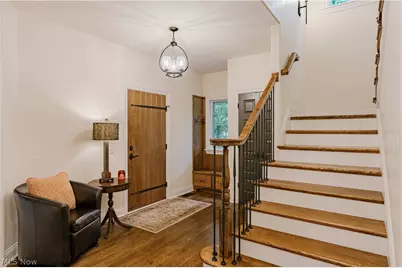 7734 Bainbridge Road, Chagrin Falls, OH 44023 - Photo 6