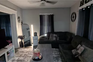 385 Campbell St, Akron, OH 44307 - Photo 14
