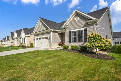 36564 Appian Way, North Ridgeville, OH 44039 - Photo 2