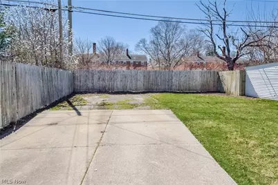 13519 Merl Avenue, Oakwood, OH 44107 - Photo 32