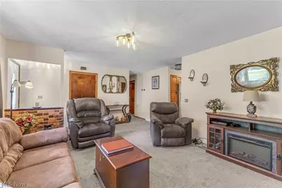 17778 State Route 301, LaGrange, OH 44050 - Photo 4