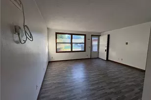 9708 Kennett Square NE, Bolivar, OH 44612 - Photo 6