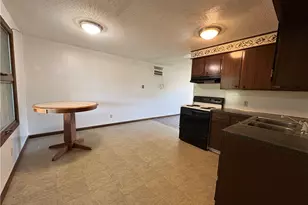 9708 Kennett Square NE, Bolivar, OH 44612 - Photo 12