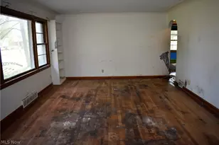 106 S Beverly Ave, Youngstown, OH 44515 - Photo 4