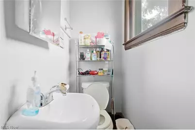 10322 Colonial Avenue, Loveland, OH 44108 - Photo 18