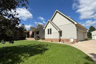 5271 Wilkes Rd, Atwater, OH 44201 - Photo 4