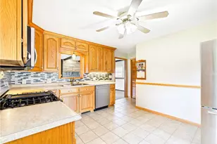925 Belrock Ave, Belpre, OH 45714 - Photo 18