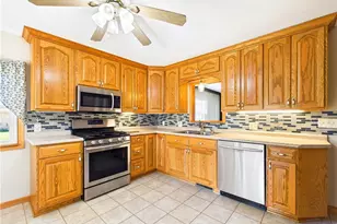 925 Belrock Ave, Belpre, OH 45714 - Photo 16