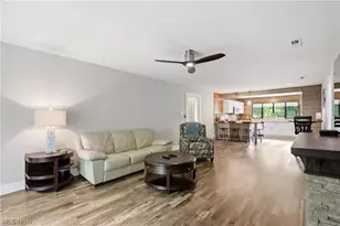 16575 Wren Rd, Chagrin Falls, OH 44023 - Photo 10