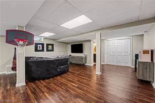 9803 Burton Dr, Twinsburg, OH 44087 - Photo 36