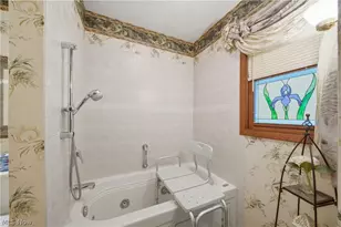 6180 Chesham Ave NE, Canton, OH 44721 - Photo 14