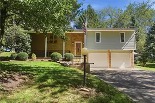 6180 Chesham Ave NE, Canton, OH 44721 - Photo 1