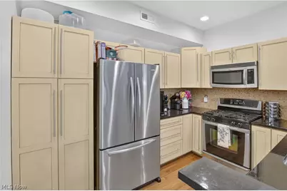 1393 Slate Court, Cleveland Heights, OH 44118 - Photo 16