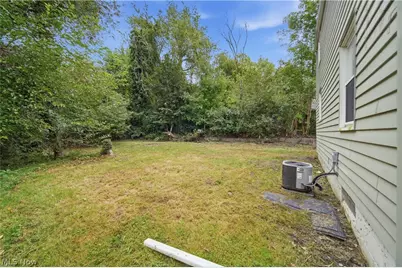1137 Smithfarm Avenue, Akron, OH 44305 - Photo 32