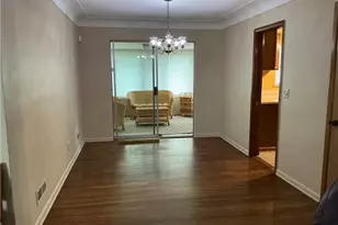 952 E Parkhaven Dr, Green Hills, OH 44131 - Photo 6