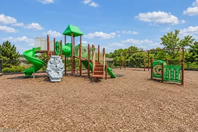 7967 Dovegate Drive, Mentor, OH 44060 - Photo 40