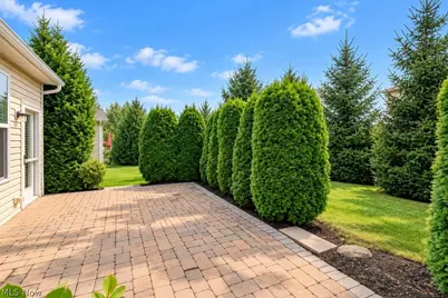 7967 Dovegate Drive, Mentor, OH 44060 - Photo 44