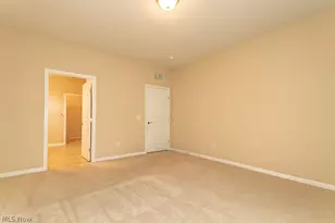 7967 Dovegate Dr, Mentor, OH 44060 - Photo 20