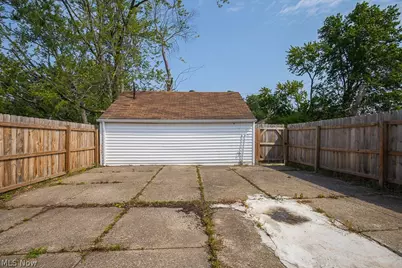 12600 Sprecher Avenue, Loveland, OH 44135 - Photo 28