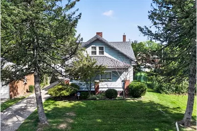 3915 Howard Street, Youngstown, OH 44512 - Photo 2