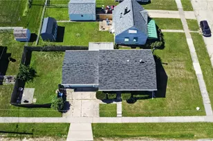 3402 Tacoma Ave, Lorain, OH 44055 - Photo 2