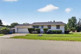3402 Tacoma Ave, Lorain, OH 44055 - Photo 4