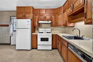3402 Tacoma Ave, Lorain, OH 44055 - Photo 14