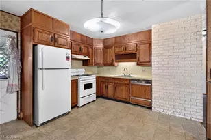 3402 Tacoma Ave, Lorain, OH 44055 - Photo 16