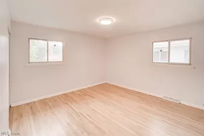 16110 Seville Road, Loveland, OH 44128 - Photo 22