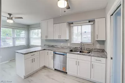 16110 Seville Road, Loveland, OH 44128 - Photo 16