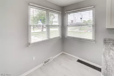 16110 Seville Road, Loveland, OH 44128 - Photo 12