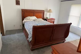 202 Connecticut Dr, Elyria, OH 44035 - Photo 6