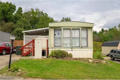 2715 Barn Drive SW, Canton, OH 44706 - Photo 1