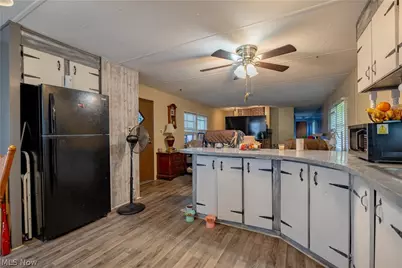 2715 Barn Drive SW, Canton, OH 44706 - Photo 8