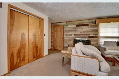 160 Mark Avenue, Killbuck, OH 44637 - Photo 10
