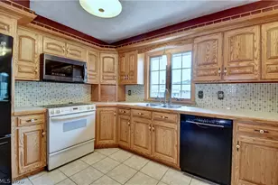 160 Mark Ave, Killbuck, OH 44637 - Photo 16