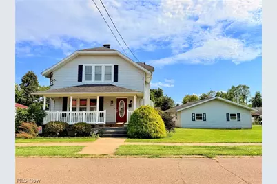 715 Pomeroy Pike, Belpre, OH 45714 - Photo 1