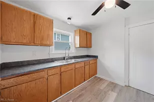 1009 Pardee Ave, Akron, OH 44306 - Photo 12