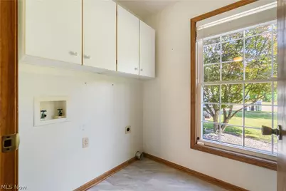 2124 Mount Pleasant Street NE, Canton, OH 44721 - Photo 18