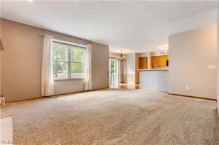 2124 Mt Pleasant St NE, Canton, OH 44721 - Photo 8