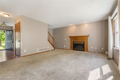 2124 Mount Pleasant Street NE, Canton, OH 44721 - Photo 6