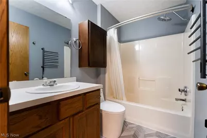 2124 Mount Pleasant Street NE, Canton, OH 44721 - Photo 22