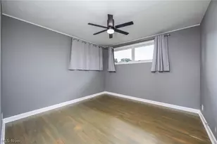 138 E 5th St, Williamstown, WV 26187 - Photo 24