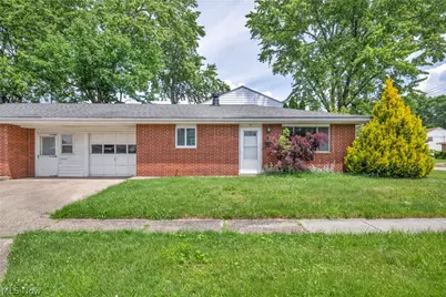 15 Filmore Avenue, Cuyahoga Falls, OH 44221 - Photo 2