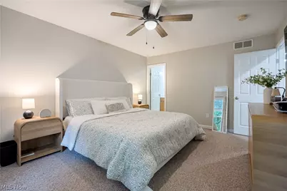 477 Franklin Avenue, Barberton, OH 44203 - Photo 14